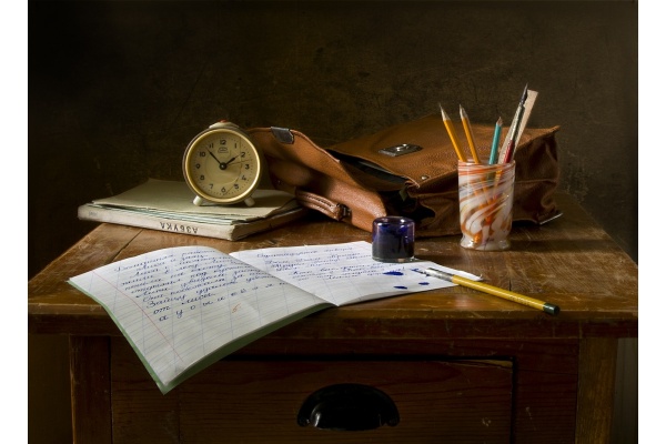 小学四年级语文上册5-8单元作文范文，可下载电子版给孩子借鉴！