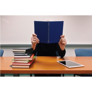 多拉A梦，日本人给下一代的梦_400字
